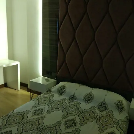 Dumankaya Ikon 1+1 Lux Daire 28.kat * Istanbul